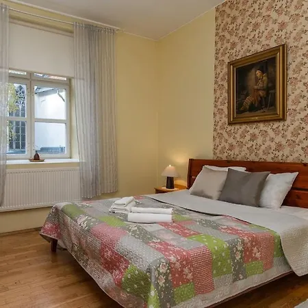 Pueha Vaimu Kuelaliskorter * Tallin
